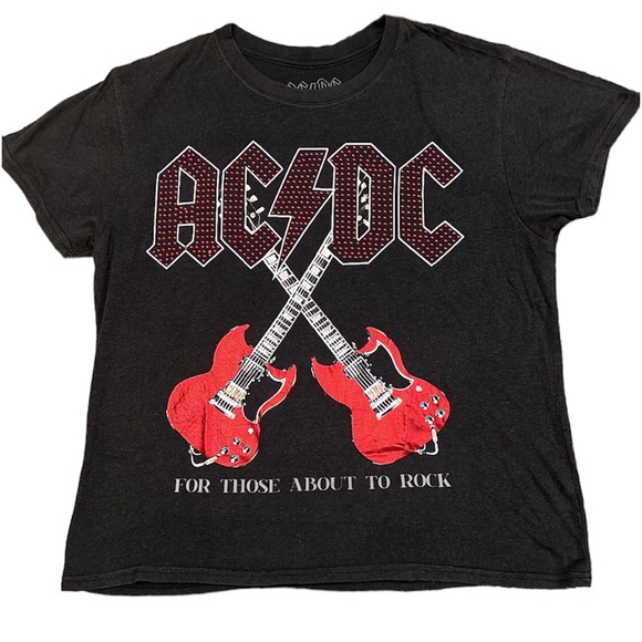 AC/DC Tops - AC/DC tee shirt